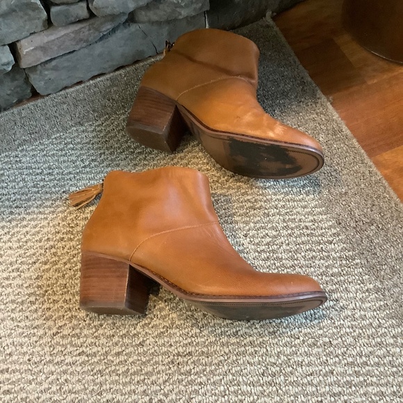 Tom’s Tassel Ankle Boots fit Sz 9 - Picture 2 of 10